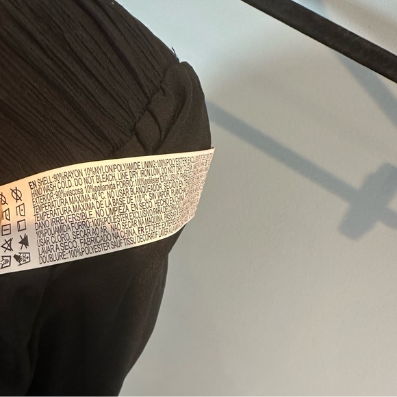 Forever 21 Plus Size Textured Tie-Waist Pants in Black - Picture 10 of 11